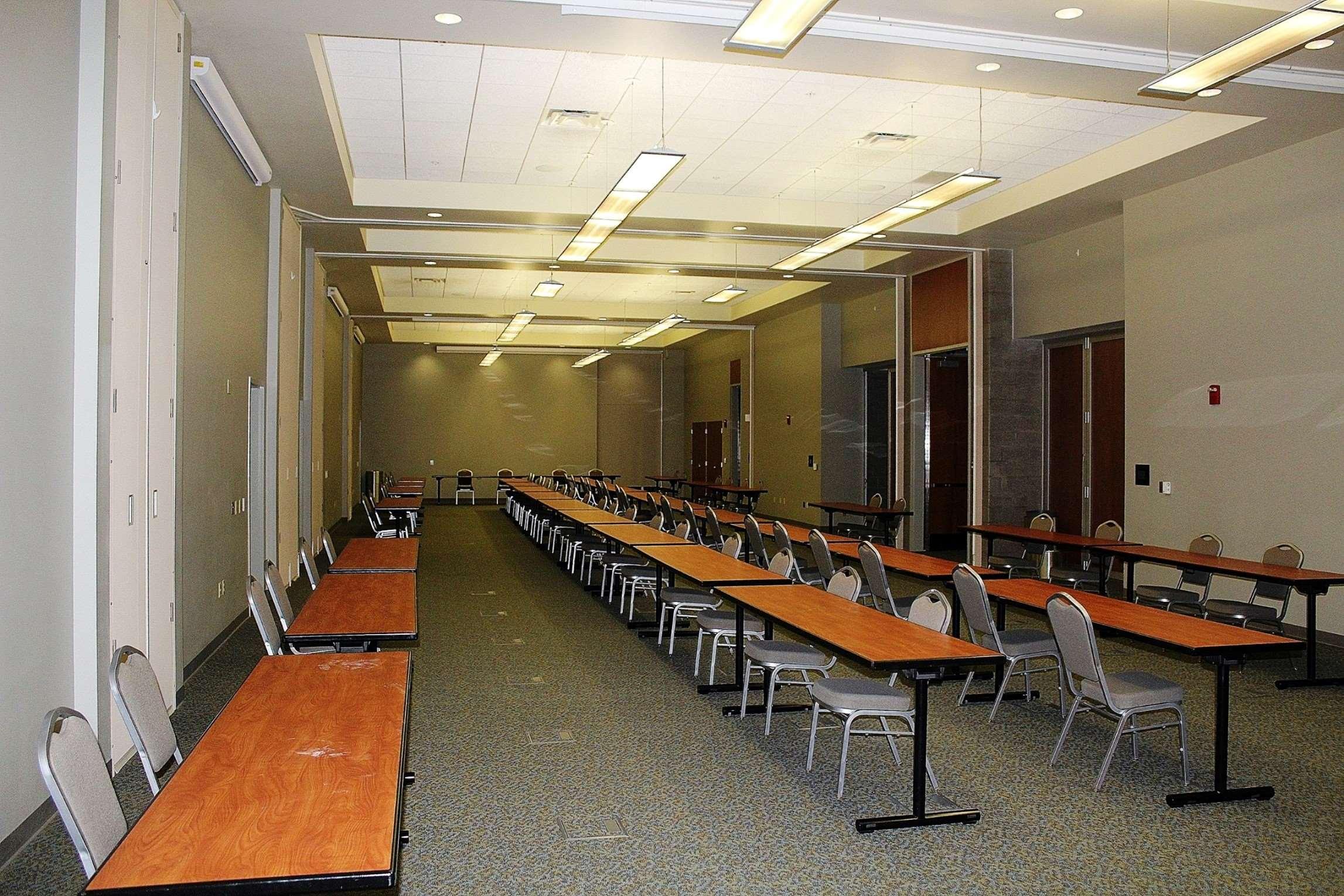 Hampton Inn & Suites California University-Pittsburgh Coal Center Экстерьер фото