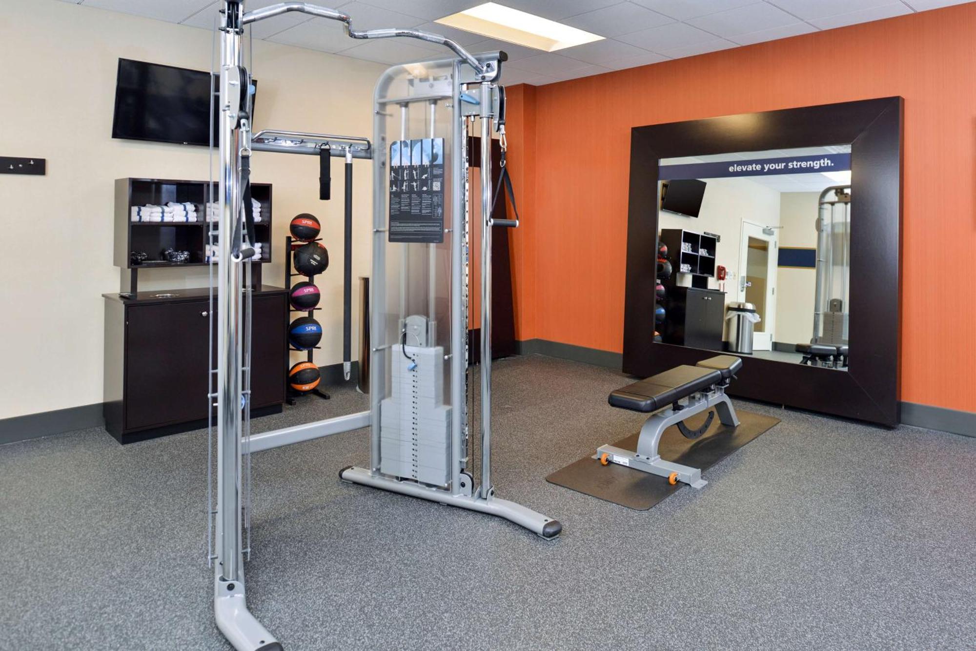 Hampton Inn & Suites California University-Pittsburgh Coal Center Экстерьер фото